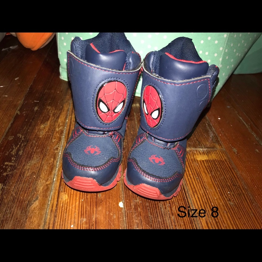 Spiderman snow boots